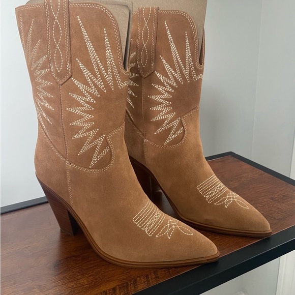 MARC FISHER Cowboy Boots Size 5.5 Brand new in box! Genuine leather - Picture 1 of 11